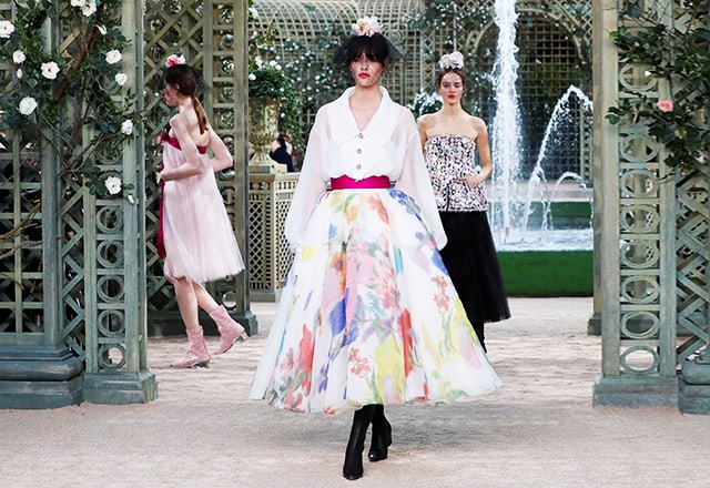 Paris Haute Couture Fashion Week: Chanel Spring/Summer '18 - Buro 24/7