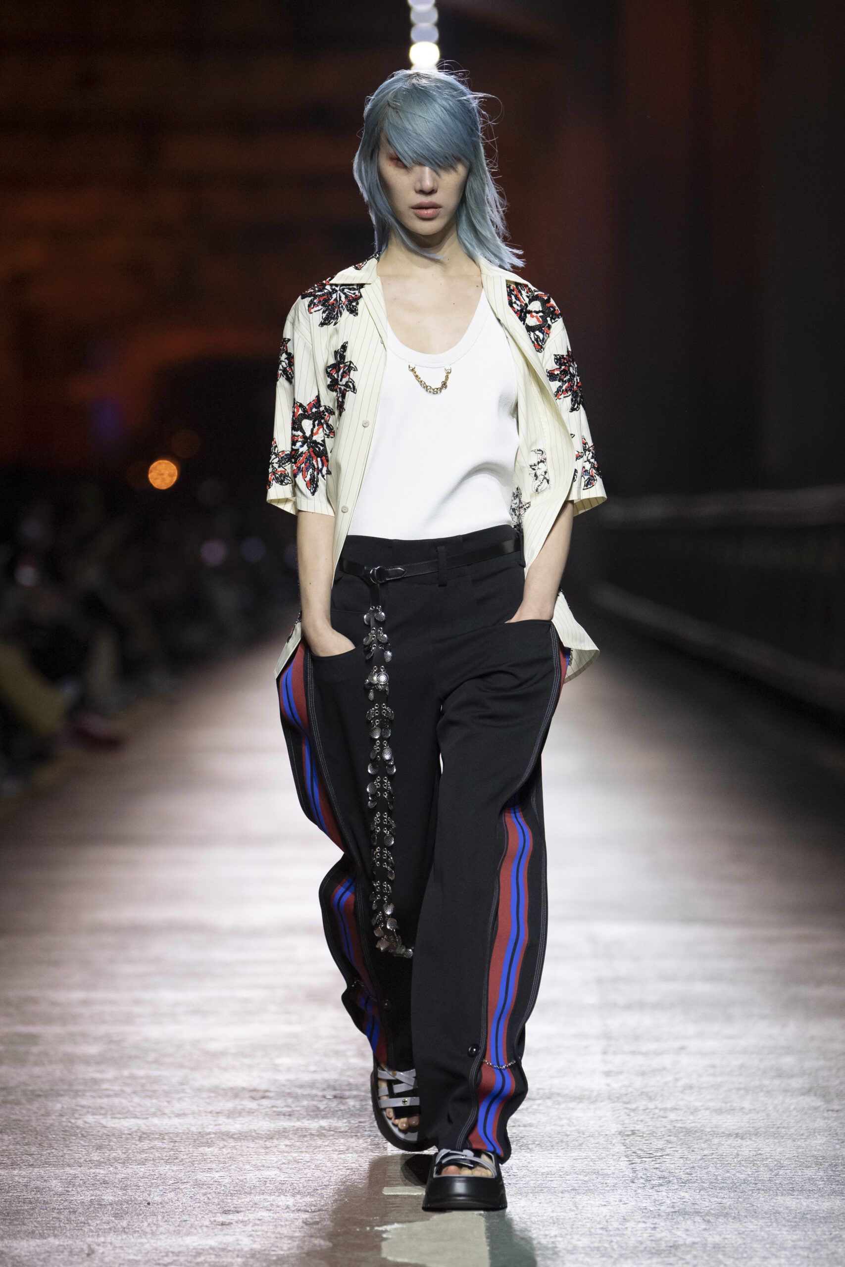 Fashion Meets Cinematic Magic: Louis Vuitton Pre-Fall Show 2023 In Seoul  Vanity Teen 虚荣青年 Lifestyle & New Faces Magazine