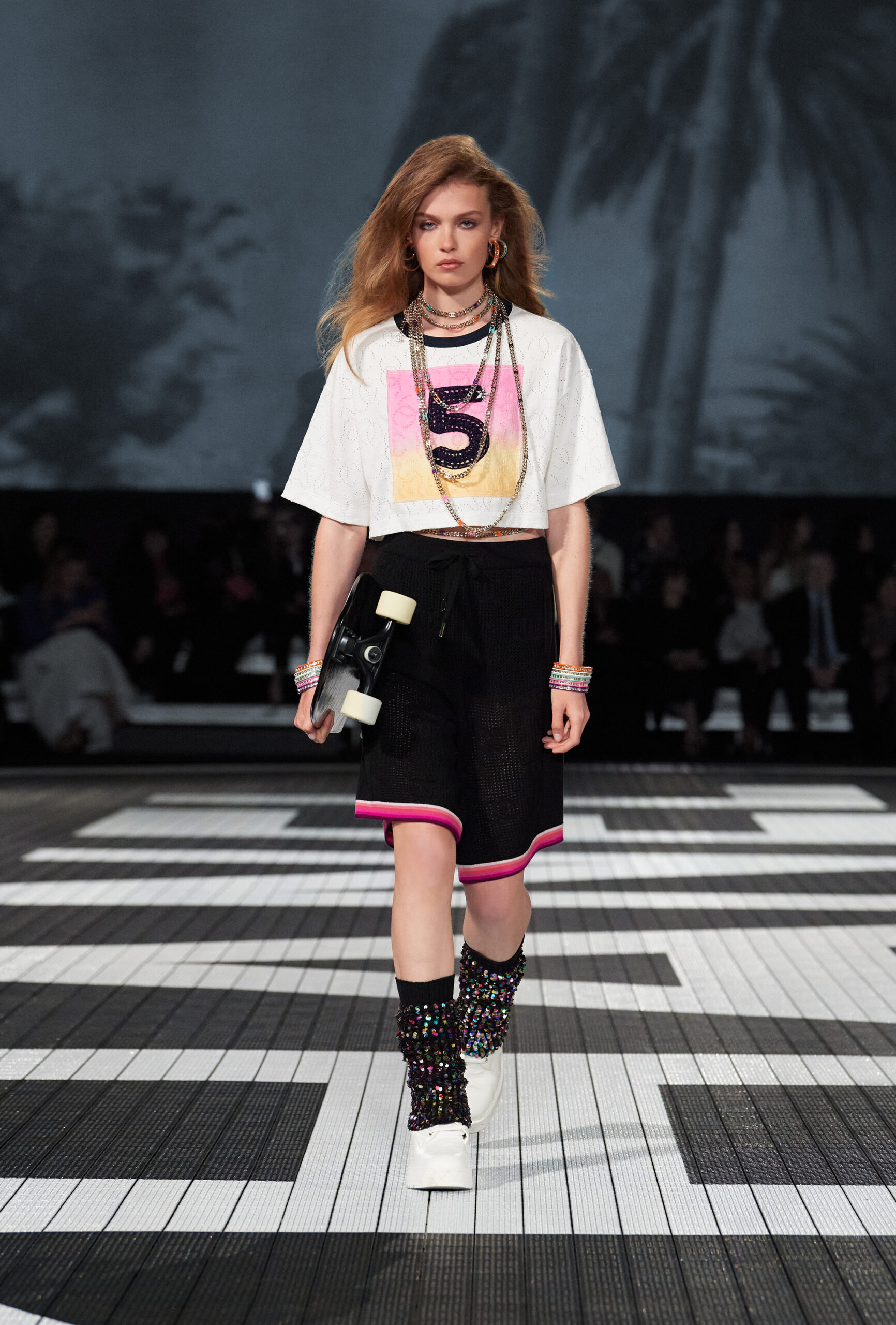 CHANEL CRUISE 2024 IS GIVING US BIG 80’S ENERGY. - Buro 24/7