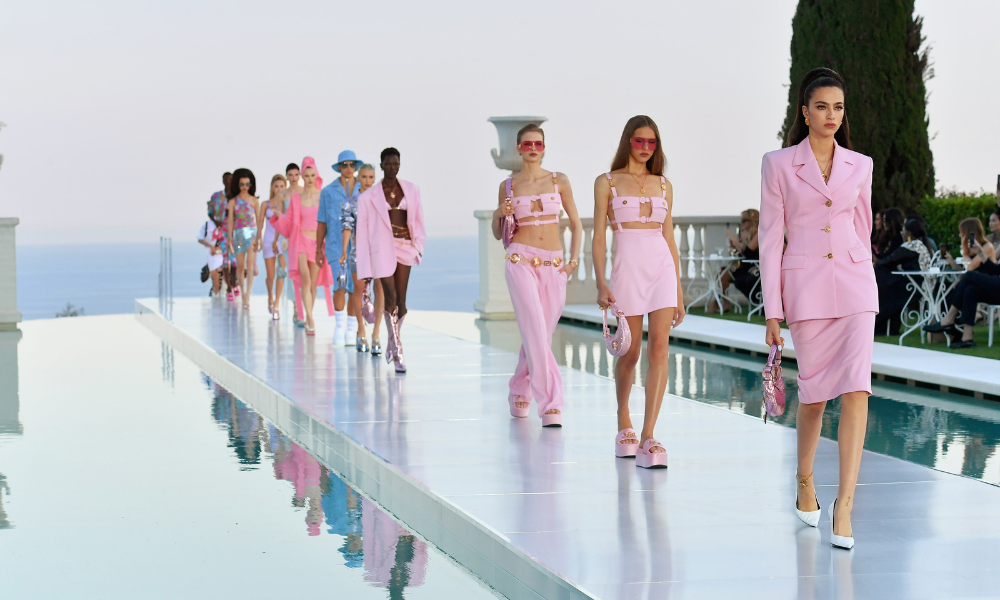 Dua Lipa & Donatella Versace Are Launching a Women's Collection – Billboard