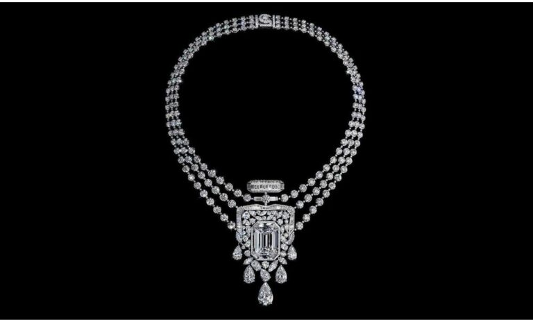 Chanel 'N°5' High Jewelry