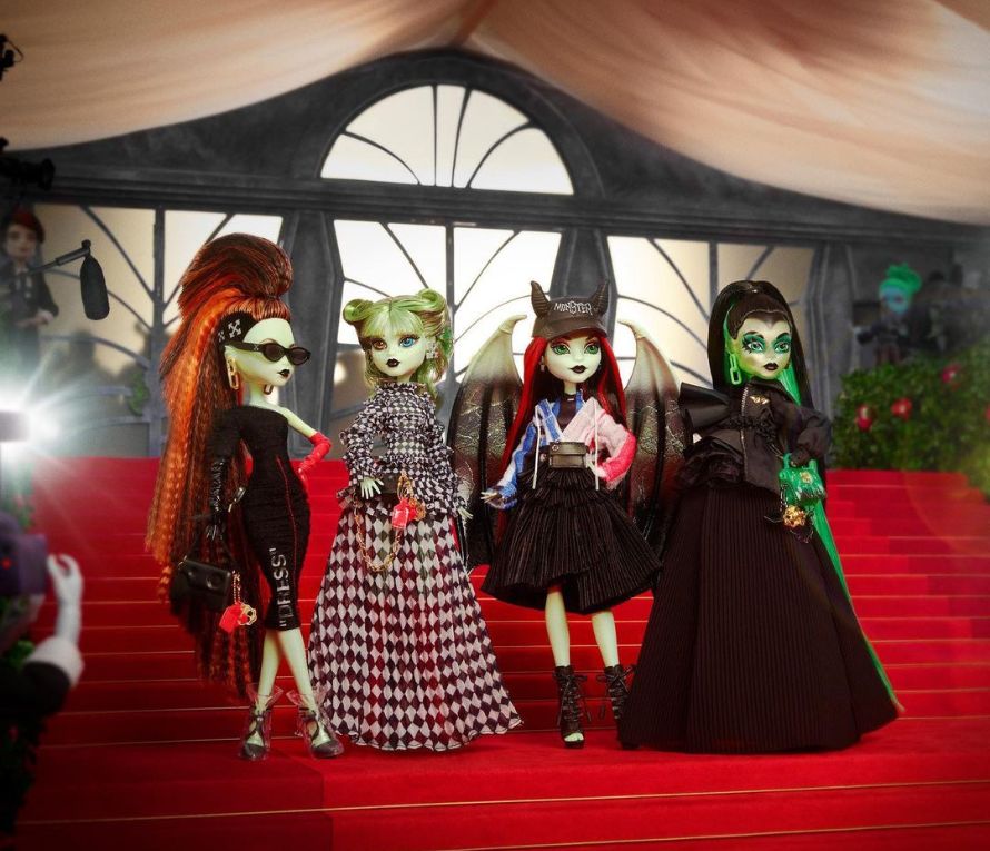 Off-White x Monster High