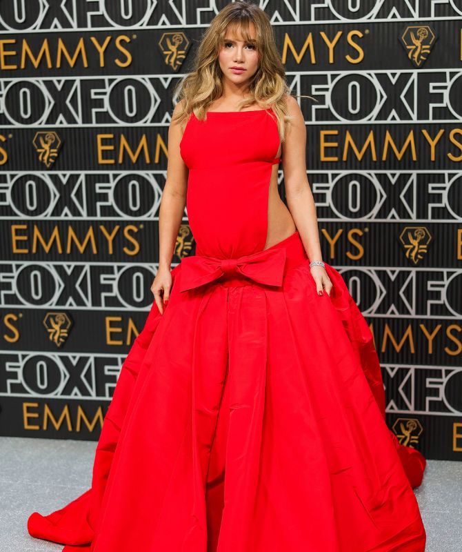 red carpet fashion 75th Emmy awards