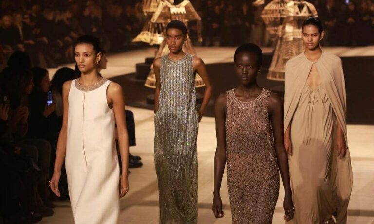 RUNWAY RECAP 11 UNFORGETTABLE MOMENTS FROM PARIS FASHION WEEK FALL   Paris Fashion Week FallWinter 20244 768x461 