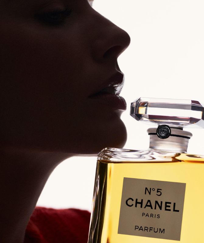 chanel N°5 margot robbie