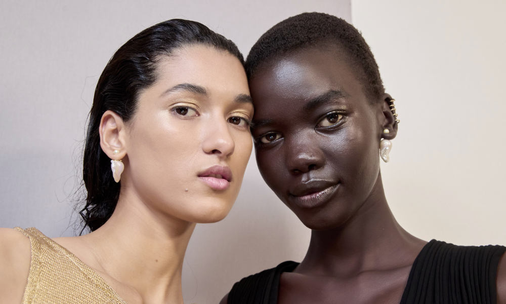 SHORT HAIRCUTS FOR WOMEN