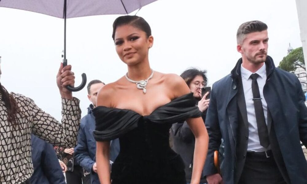 Off shoulder dresses