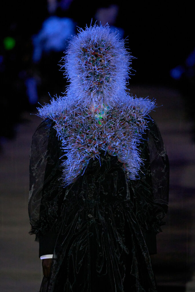 weird runway moments fall/winter 2025