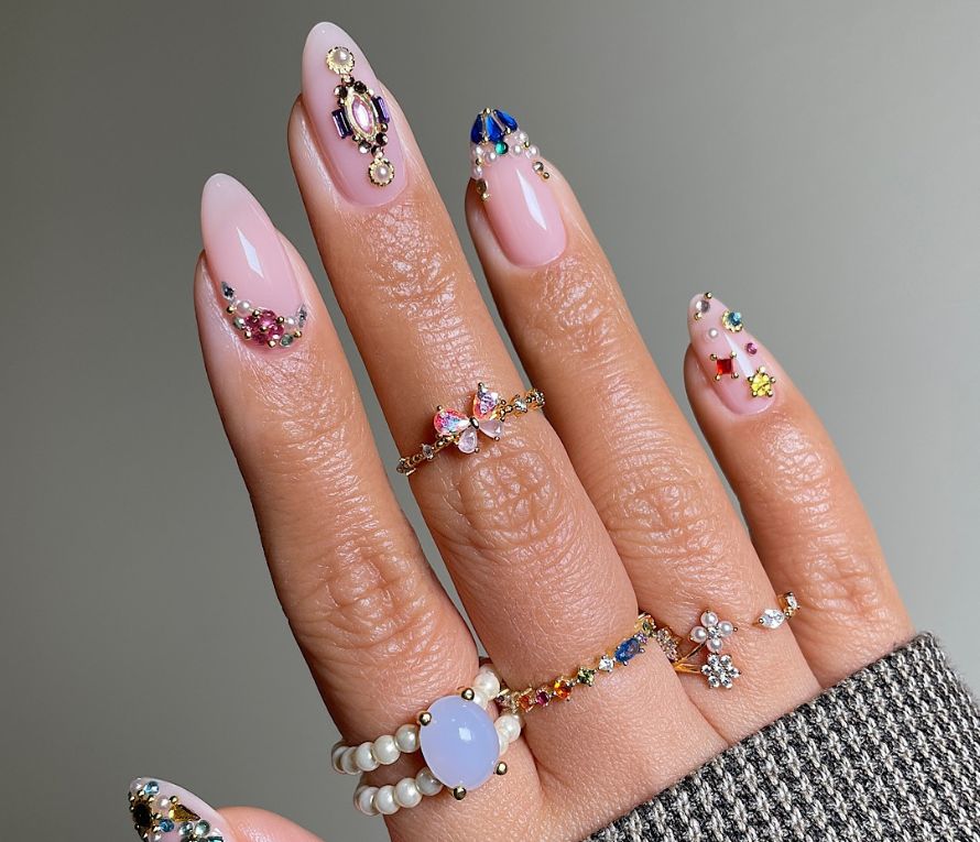 baroque nails