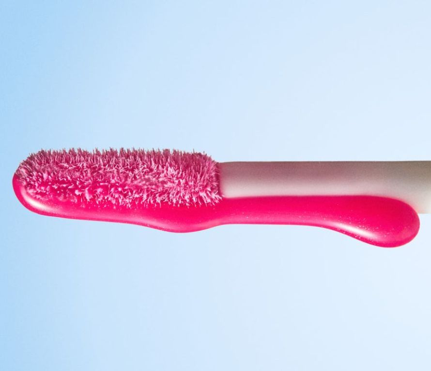 jumbo lip gloss trend tiktok