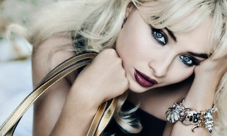 weekly news Victoria Beckham ounass