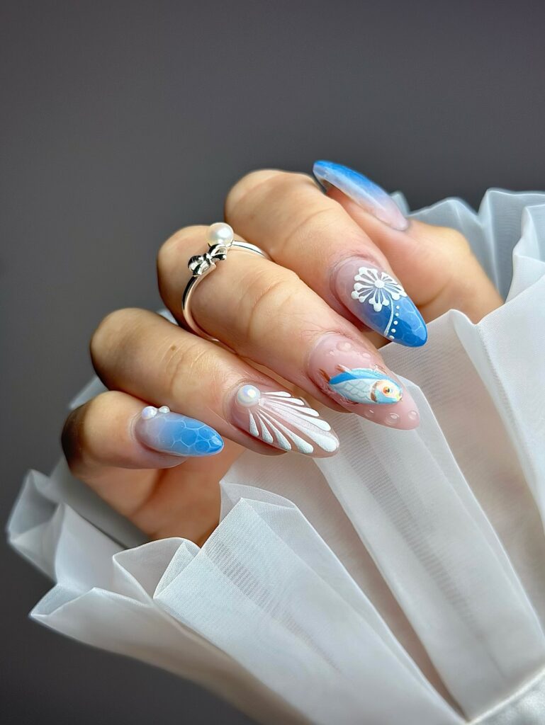 summer nail trends 2025