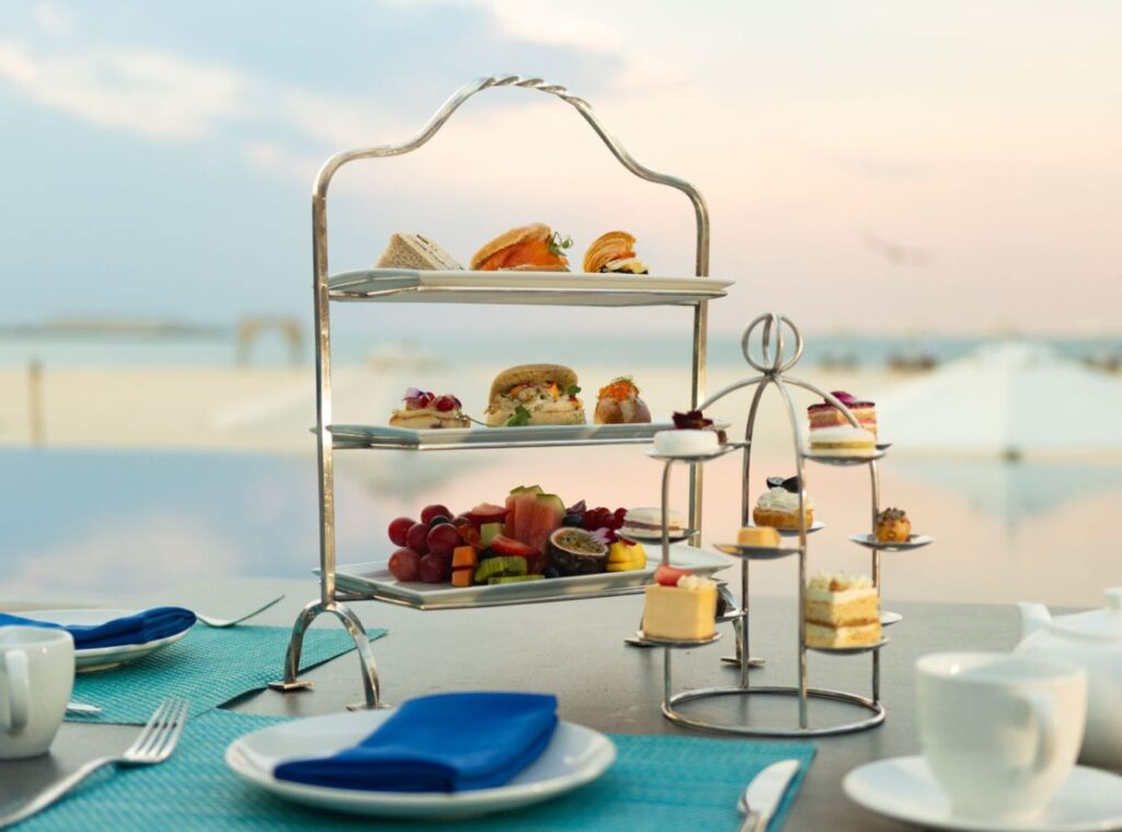 Ritz-Carlton Al Hamra Beach