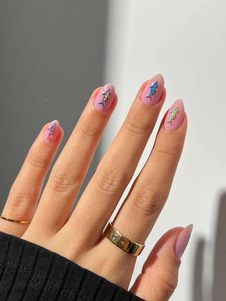 summer nail trends 2025