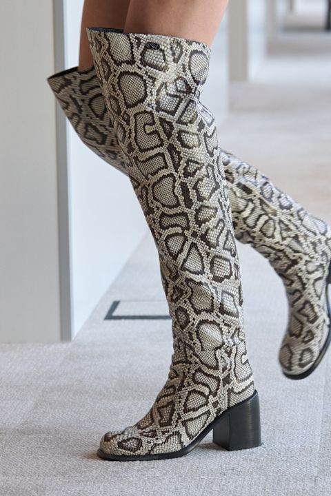 fall winter 2025 trends animal print shoes
