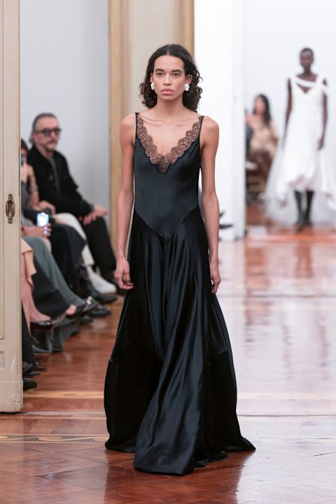 fall/winter 2025 trends dress on pants