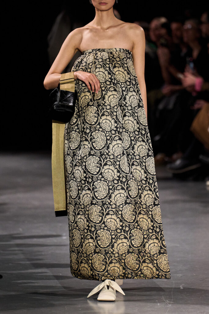 fall/winter 2025 trends baroque prints
