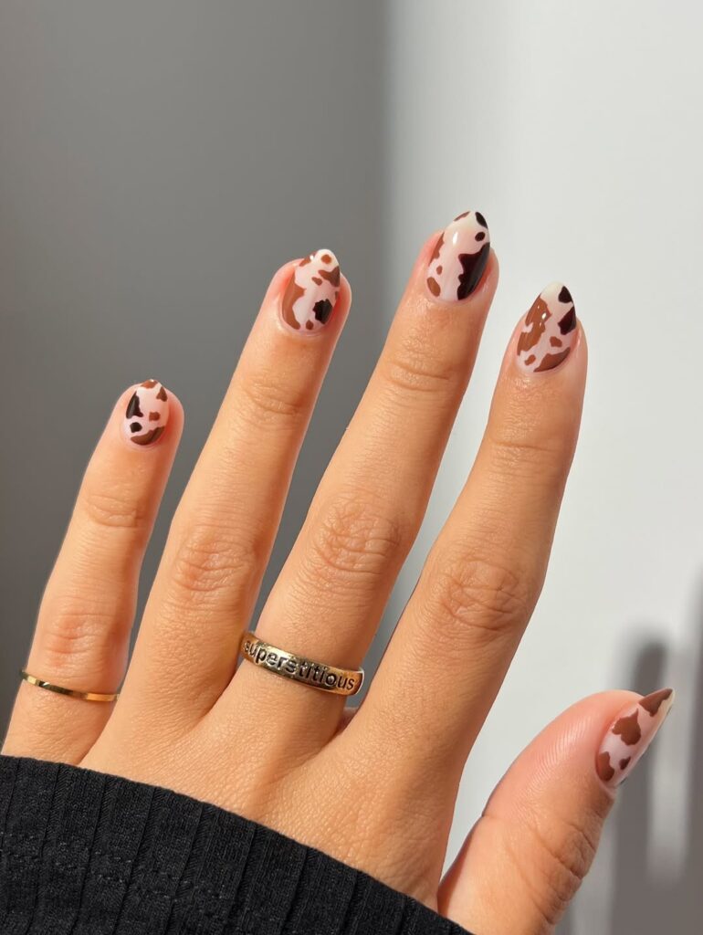fall manicure trends 2025