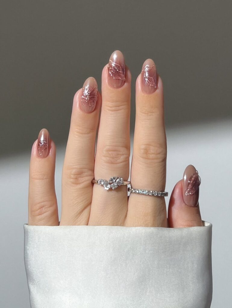 fall manicure trends 2025