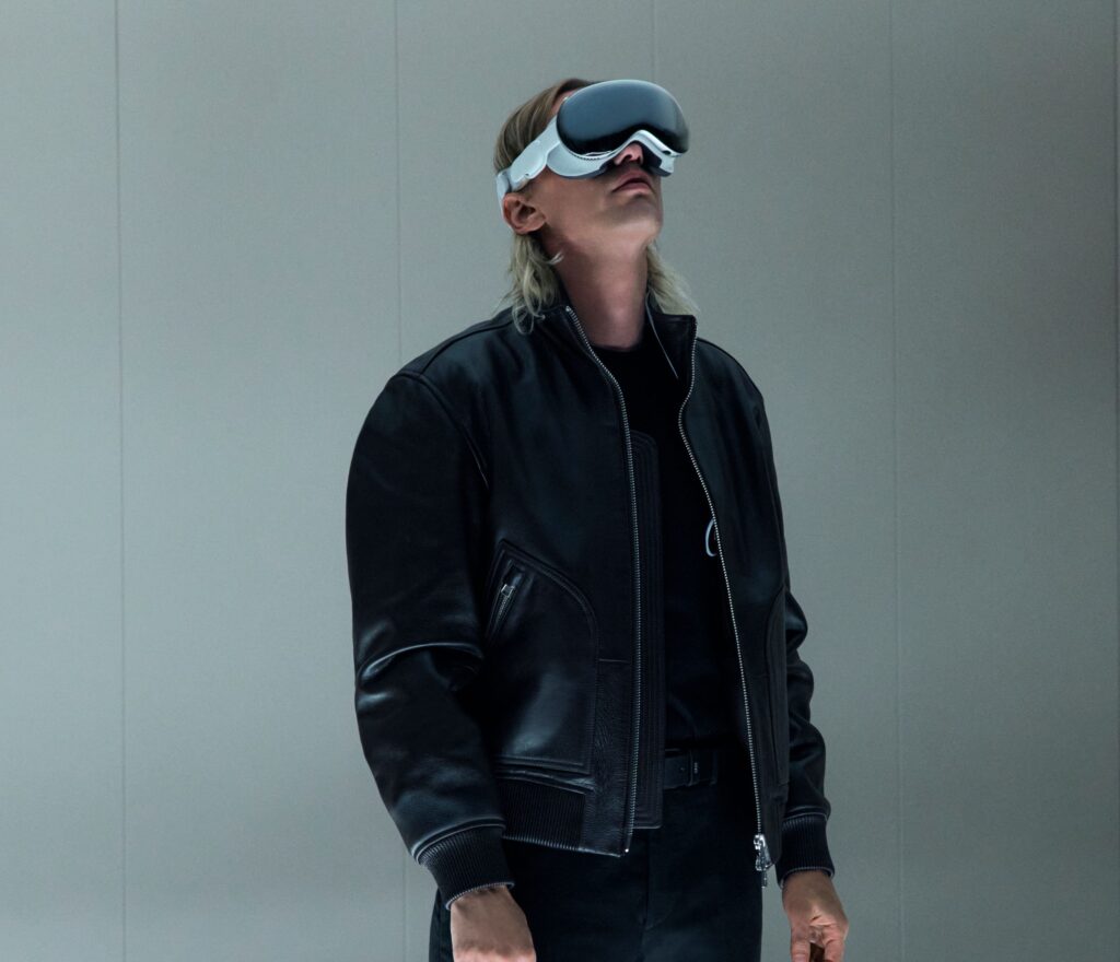 Fernando Alonso BOSS Apple Vision Pro