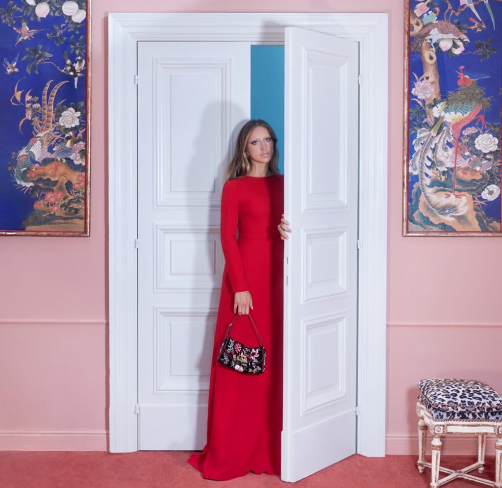 VALENTINO CRUISE 2026: A DREAM SHARED AT DUSK.