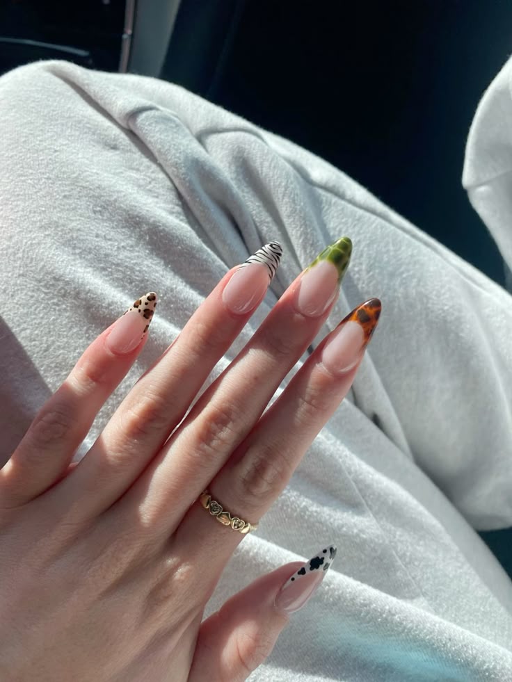 animal print nails
