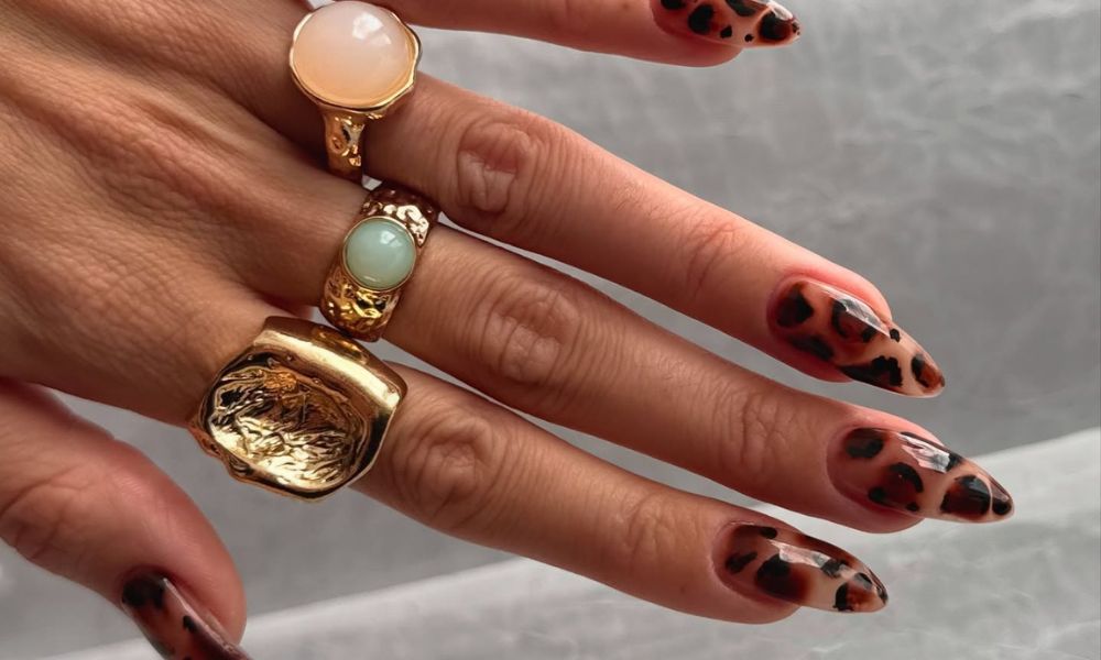 animal print nails