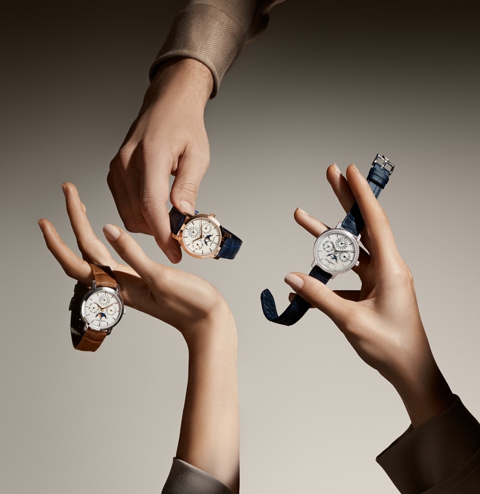 VACHERON CONSTANTIN TURNS UP THE HEAT WITH THE TRADITIONNELLE PERPETUAL CALENDAR ULTRA-THIN.