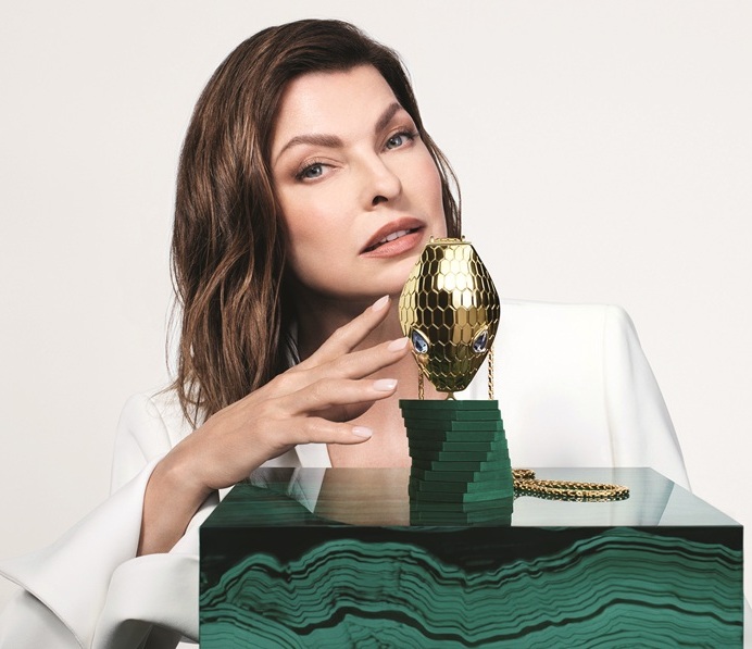 BVLGARI’S NEW ICONS MINAUDIÈRE COLLECTION: MICRO BAGS, MACRO MEANING.