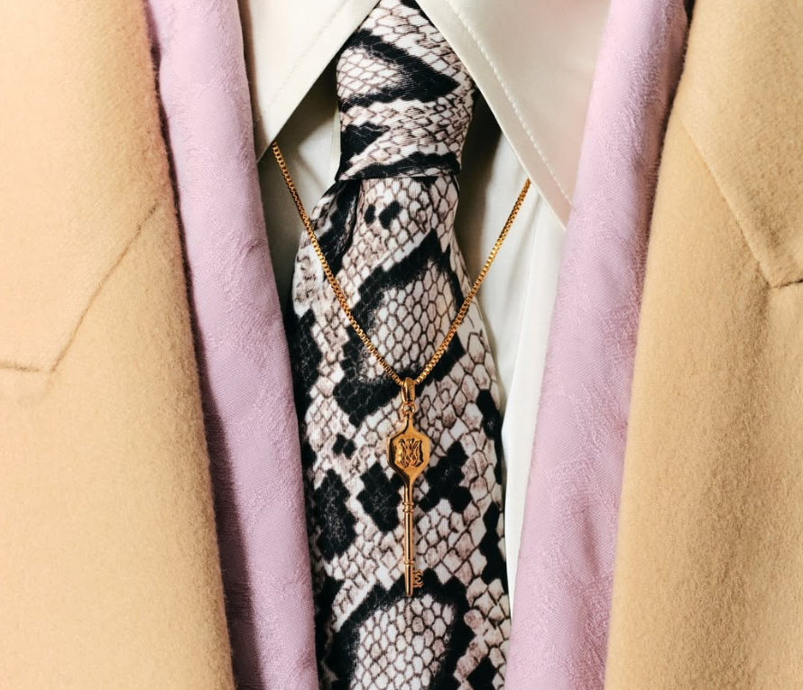 Свобода, цвет и тактильность: мужской гардероб весны 2026 года.