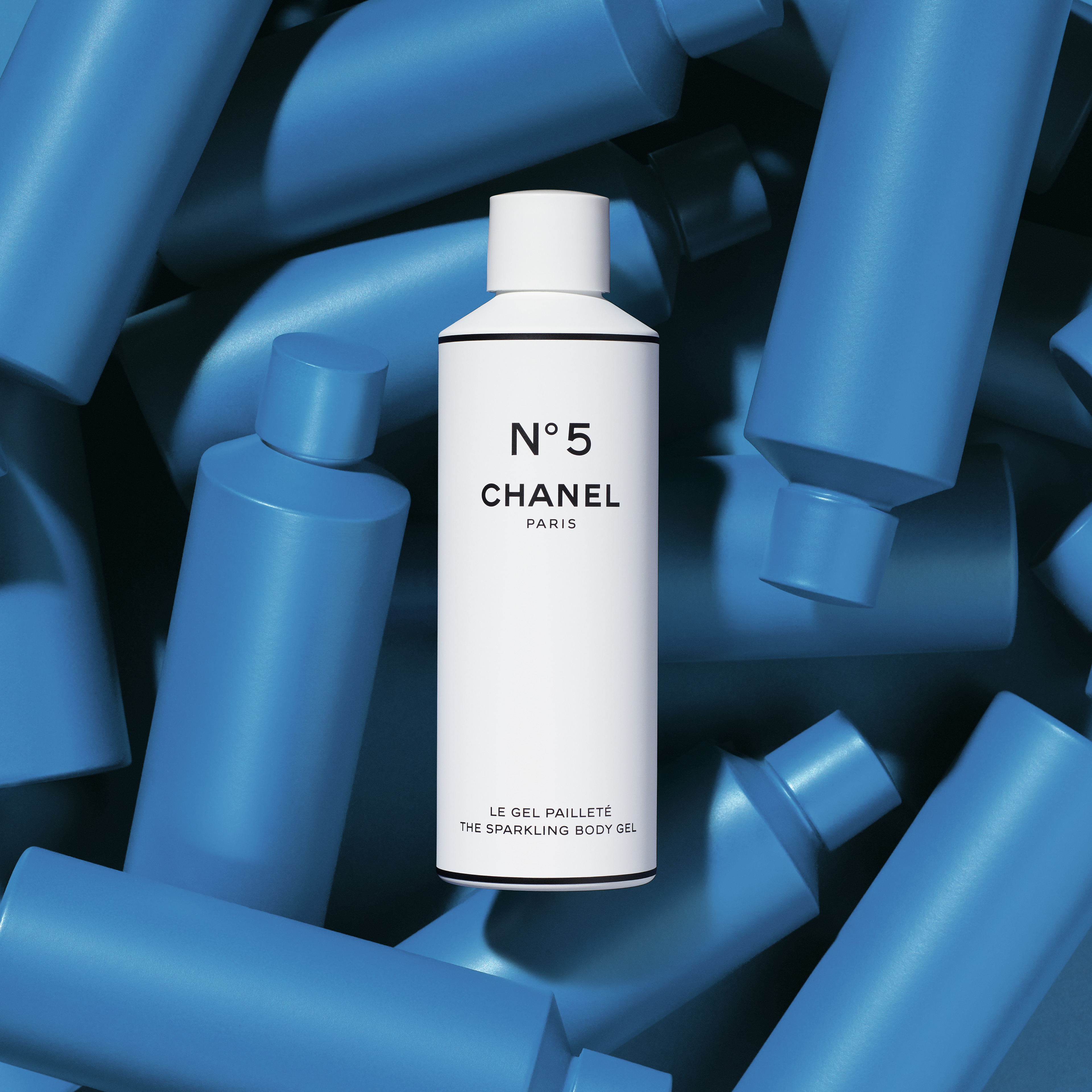 CHANEL transforms its iconic N°5 into collector's items - Buro 24/7