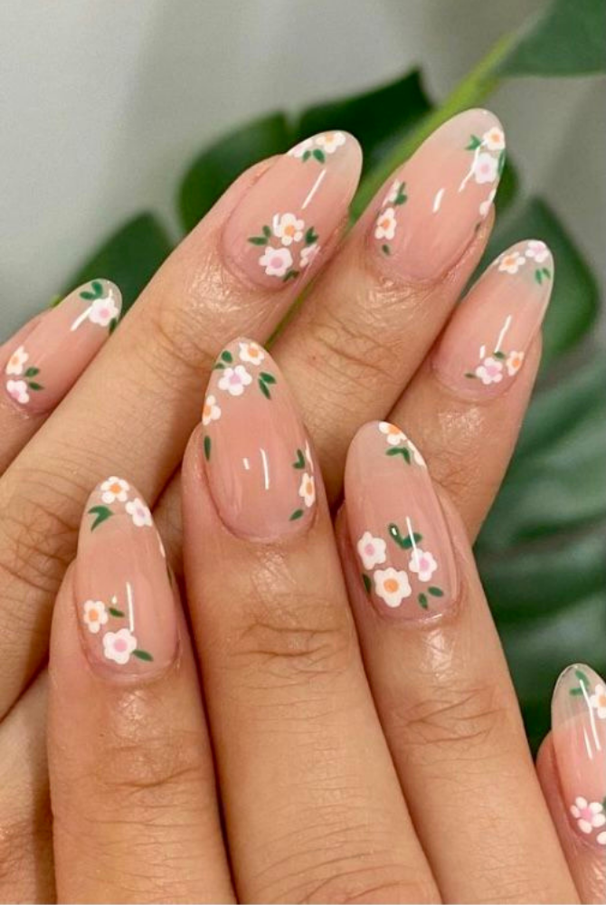 The Top Summer Nails Ideas and Trends for 2022