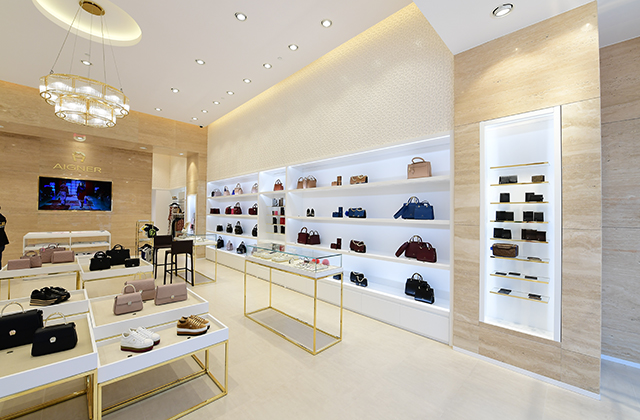 Aigner opens a new boutique in Kuwait Buro 24 7