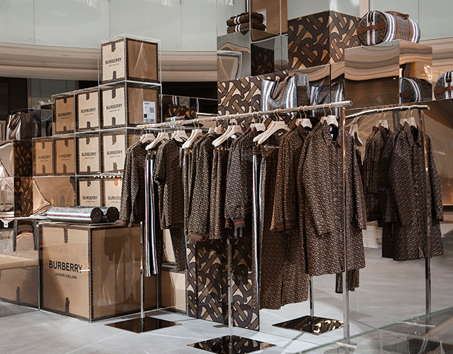 Burberry factory outlet clearance dubai