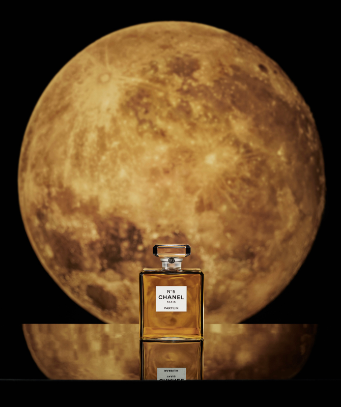 Chanel's new N°5 campaign will take you over the moon - Buro 24/7